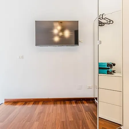 Private Parking Loft Di Design In Pieno Centro Apartment Livorno