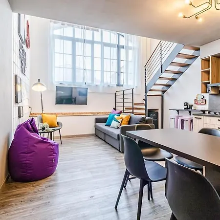 Private Parking Loft Di Design In Pieno Centro Apartment